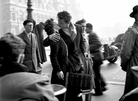 パリが愛した写真家　ロベール・ドアノー＜永遠の3秒＞