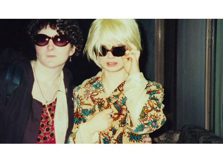 作家、本当のJ.T.リロイ