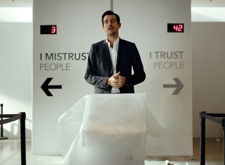 ザ・スクエア　思いやりの聖域