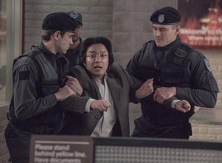 出国　造られた工作員