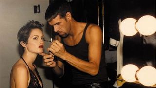 メイクアップ・アーティスト：ケヴィン・オークイン・ストーリー