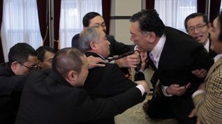 ネクタイを締めた百姓一揆　～新花巻駅設置を巡る14年間の物語～