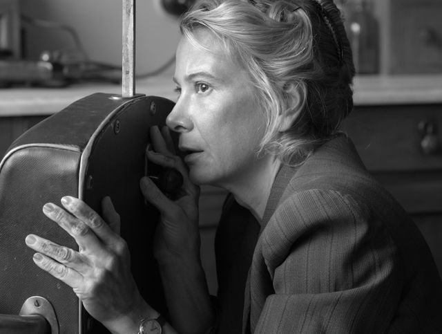 親愛なる同志たちへ