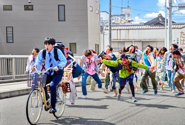 ゾン100~ゾンビになるまでにしたい100のこと~