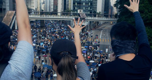 香港、裏切られた約束