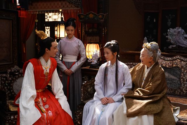 紅楼夢（こうろうむ）～運命に引き裂かれた愛～