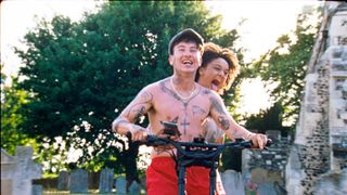 バード　ここから羽ばたく