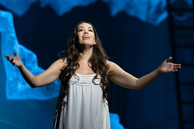 映画『METライブビューイング2025-26／ベッリーニ《夢遊病の娘》』の画像（9枚目）