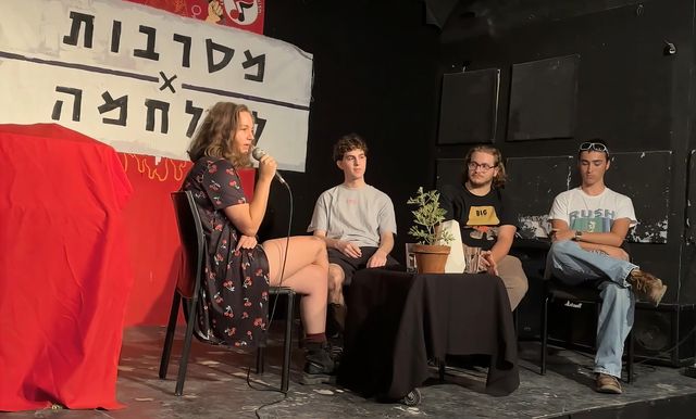 映画『壁の外側と内側』の画像（11枚目）