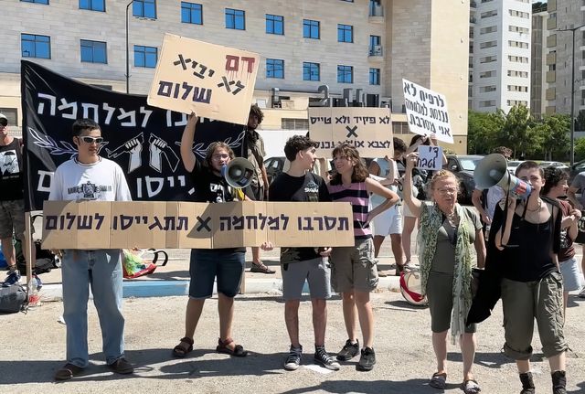 映画『壁の外側と内側』の画像（13枚目）