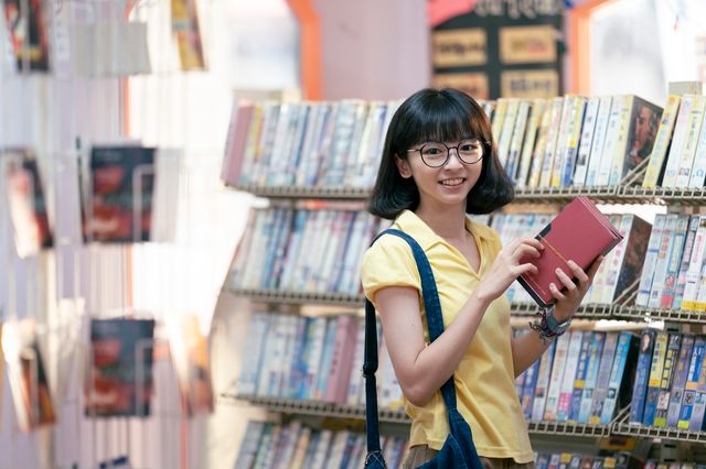 映画『ひとつの机、ふたつの制服』の画像（11枚目）