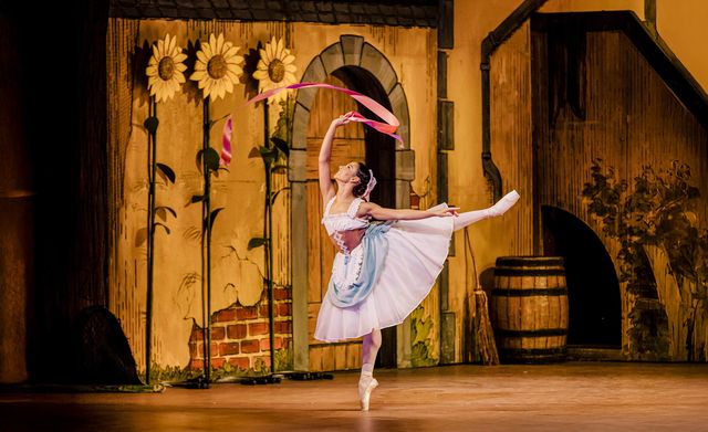 英国ロイヤル・バレエ＆オペラ in シネマ 2025 / 26／ロイヤル・バレエ『リーズの結婚』