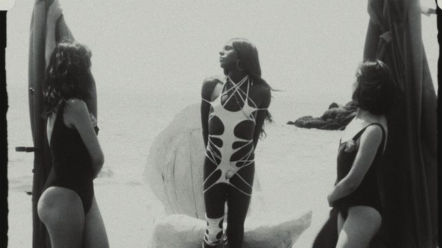 映画『水の中で息をする　－彼女でも彼でもなく－』の画像（10枚目）