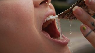 水の中で息をする　－彼女でも彼でもなく－