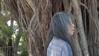 ゆっくり　あるく　川村浪子、84歳のダンス