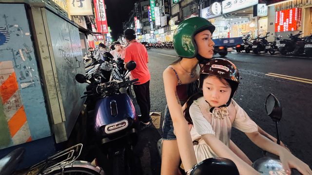 左利きの少女