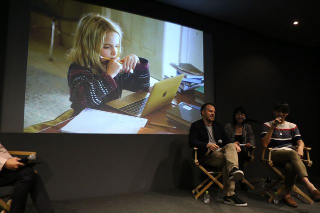 ファンに囲まれるマーク・ウェブ監督「Perspectives　マーク・ウェブ×mito」（11枚目）