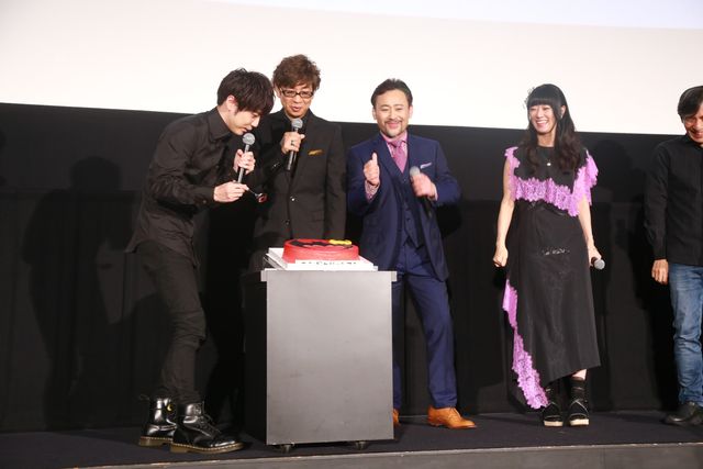 豪華声優が集結！『ニンジャバットマン』公開記念舞台あいさつ（3枚目）