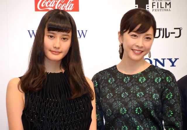 恐がりの竹内結子、ホラーに果敢に挑む橋本愛に「頼もしい相棒」と脱帽！　画像ギャラリー（4枚目）