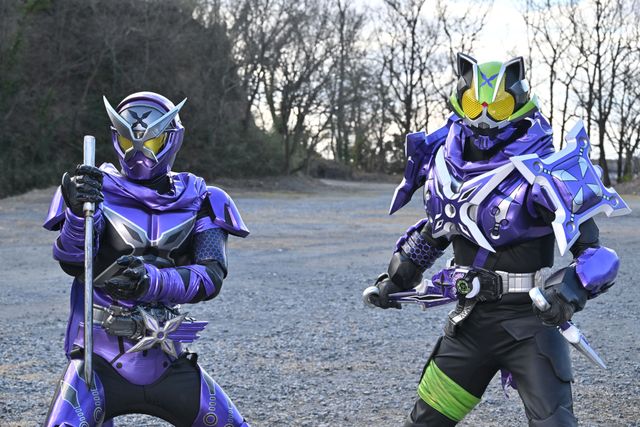 仮面ライダーハッタリに異変が…「仮面ライダータイクーン meets 仮面ライダーシノビ」場面写真（2枚目）