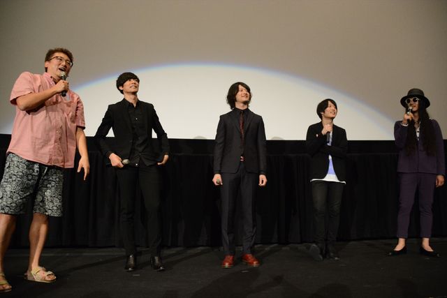 [Alexandros] が佐藤二朗のものまね披露！『明烏　あけがらす』トークイベントフォトギャラリー（11枚目）