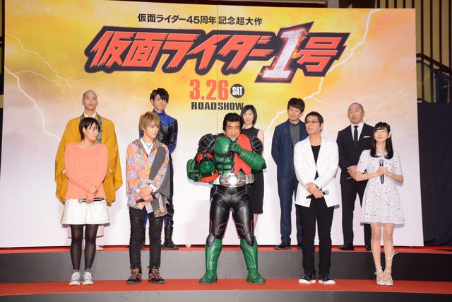 藤岡弘、伝説再び！　仮面ライダー“マスクオフ”でファンの前に初登場　画像ギャラリー（3枚目）