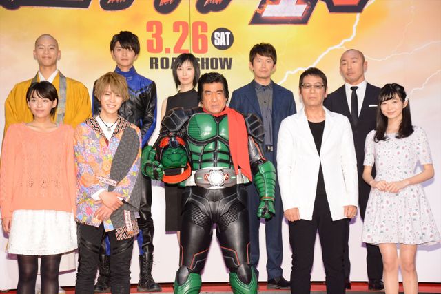 藤岡弘、伝説再び！　仮面ライダー“マスクオフ”でファンの前に初登場　画像ギャラリー（9枚目）
