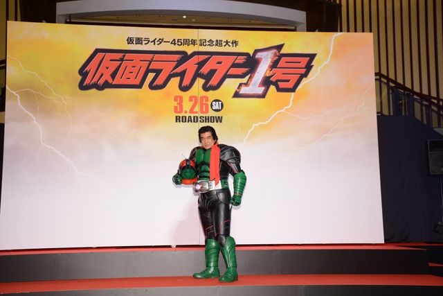 藤岡弘、伝説再び！　仮面ライダー“マスクオフ”でファンの前に初登場　画像ギャラリー（15枚目）