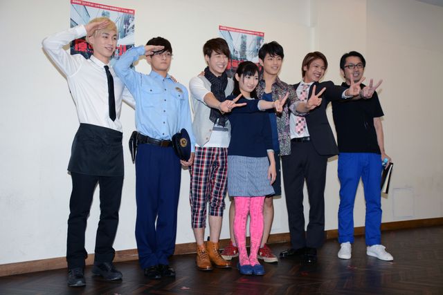 BEE SHUFFLE×武田梨奈、濃厚はむはむキスに挑戦！『原宿デニール』フォトギャラリー（15枚目）