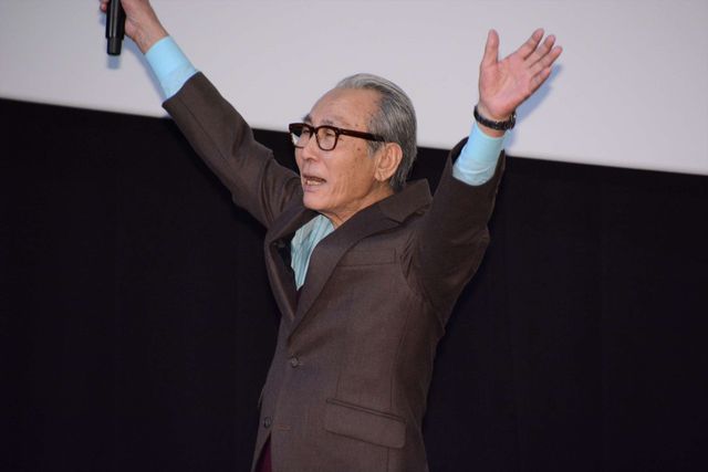 涙の岡田准一、西島秀俊が支える『散り椿』初日舞台あいさつ（3枚目）