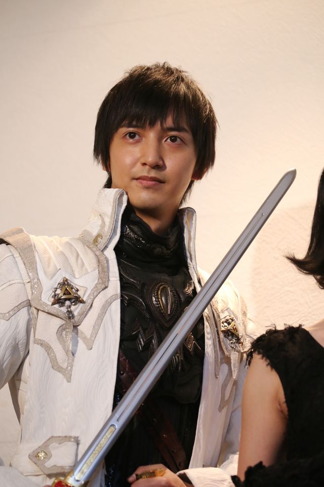 三田村邦彦の三男坊が俳優ROLLYを絶賛！　「自分で自分を表現されていた」　画像ギャラリー（2枚目）