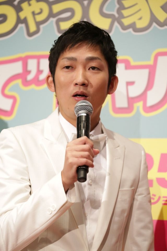 NON STYLE＆水沢アリー映画『なんちゃって家族』公開記念イベント写真ギャラリー（5枚目）