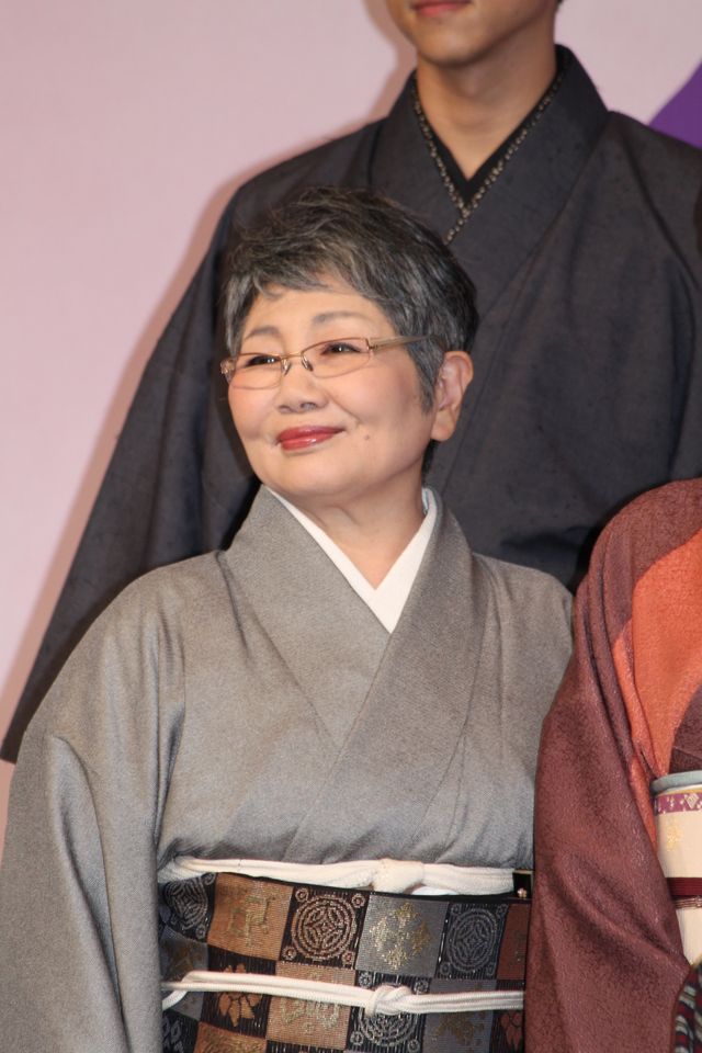 美しい着物姿の上戸彩…『おしん』完成披露会見フォトギャラリー（10枚目）