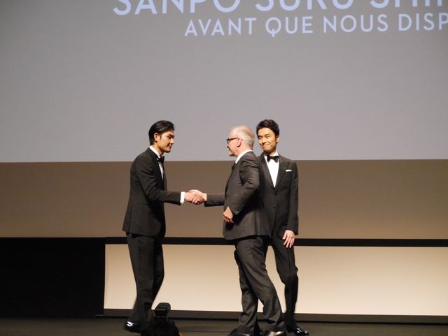 タキシードがかっこいい！松田龍平＆長谷川博己inカンヌ写真ギャラリー（2枚目）