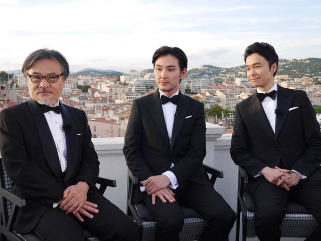 タキシードがかっこいい！松田龍平＆長谷川博己inカンヌ写真ギャラリー（14枚目）