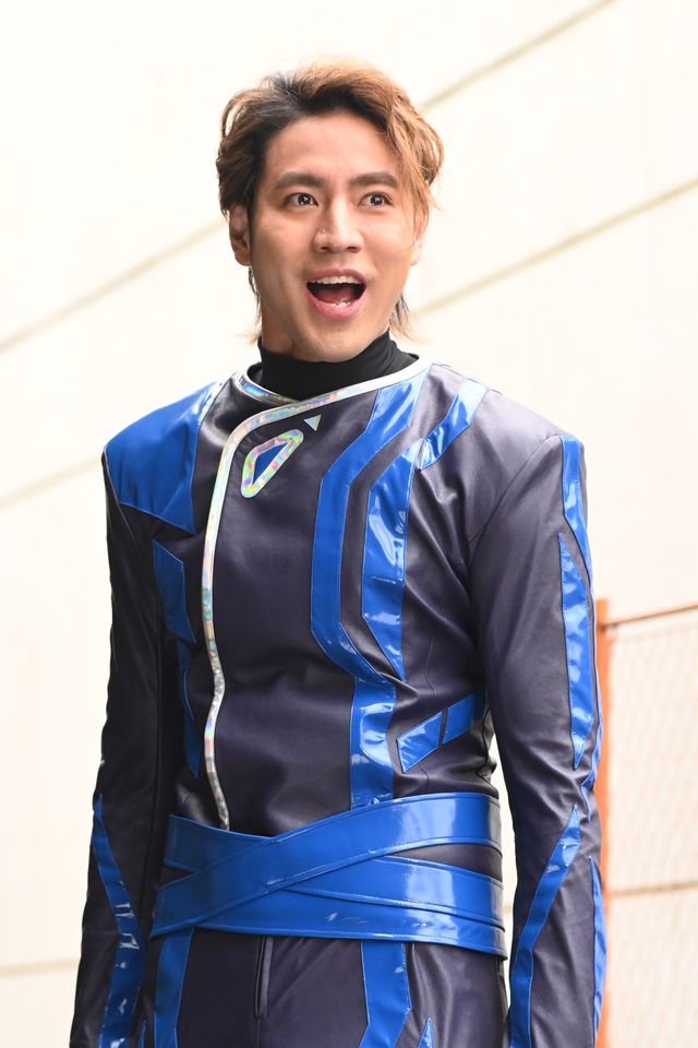 アサカゲ博士はバズド星人アガムスだった！「ウルトラマンデッカー」場面写真（2枚目）