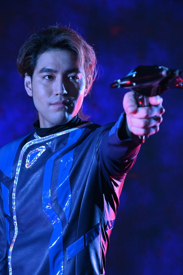 アサカゲ博士はバズド星人アガムスだった！「ウルトラマンデッカー」場面写真（4枚目）