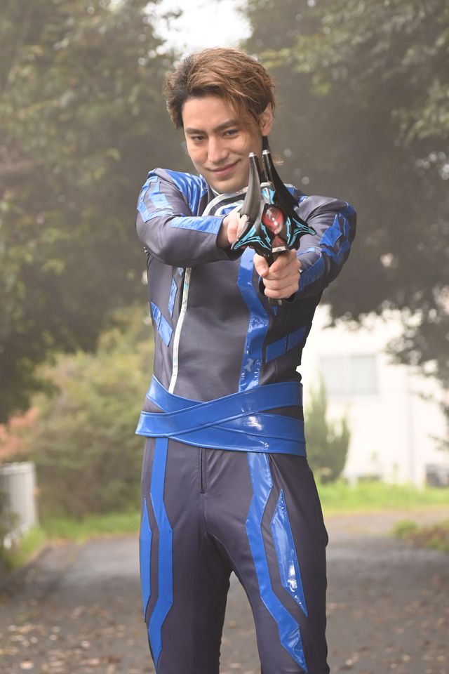 アサカゲ博士はバズド星人アガムスだった！「ウルトラマンデッカー」場面写真（5枚目）