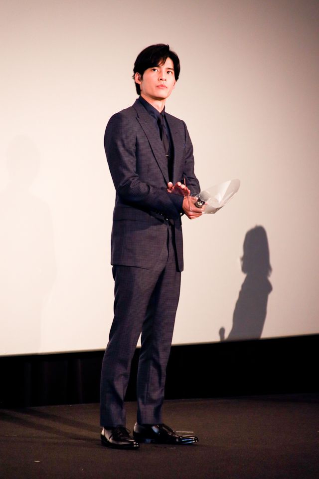 堤真一、共演の石田ゆり子、岡田健史と食事会で親交深める（8枚目）