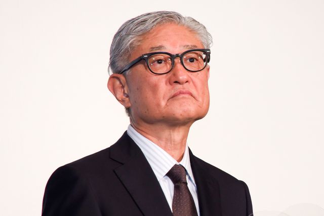 堤真一、共演の石田ゆり子、岡田健史と食事会で親交深める（12枚目）