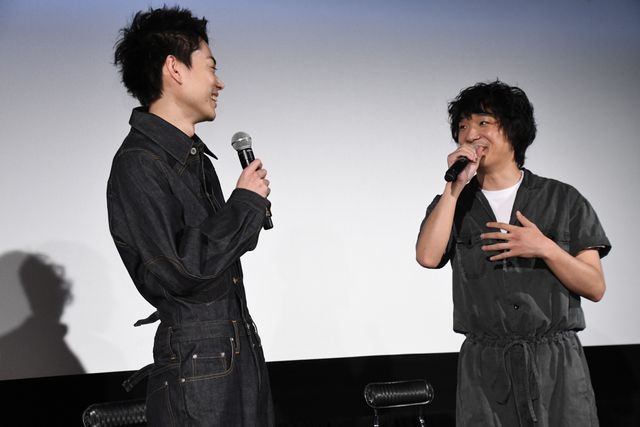 菅田将暉、初監督作上映会で石崎ひゅーいと弾き語り：フォトギャラリー