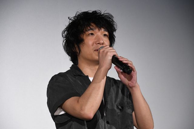 菅田将暉、初監督作上映会で石崎ひゅーいと弾き語り（6枚目）