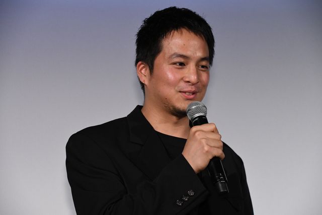 菅田将暉、初監督作上映会で石崎ひゅーいと弾き語り（9枚目）