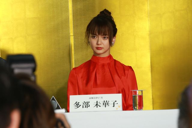 キスマイ北山＆多部未華子が猫ポーズ！『トラさん～僕が猫になったワケ～』完成報告会見（5枚目）