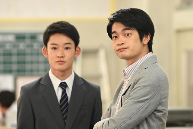 浜辺美波が教師役！24時間テレビ44ドラマスペシャル「生徒が人生をやり直せる学校」場面カット（5枚目）