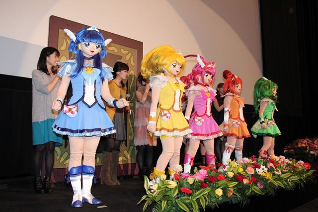 福圓美里、金元寿子、井上麻里奈ら登壇！『映画 スマイルプリキュア! 絵本の中はみんなチグハグ!』初日舞台あいさつフォトギャラリー（2枚目）