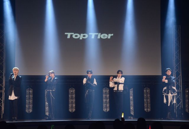 中村倫也、2組の“ボーイズグループ”と登壇！圧巻のパフォーマンス「DREAM STAGE」制作発表会見（10枚目）