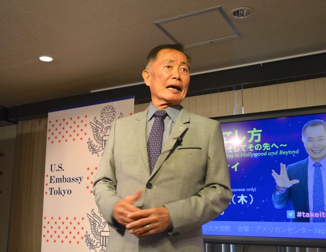 最も成功した日系人の一人！ジョージ・タケイ来日フォトギャラリー（2枚目）