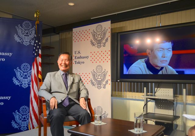 最も成功した日系人の一人！ジョージ・タケイ来日フォトギャラリー（11枚目）