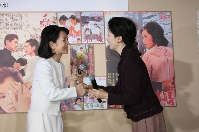 サプライズも！吉永小百合の会見フォトギャラリー（4枚目）